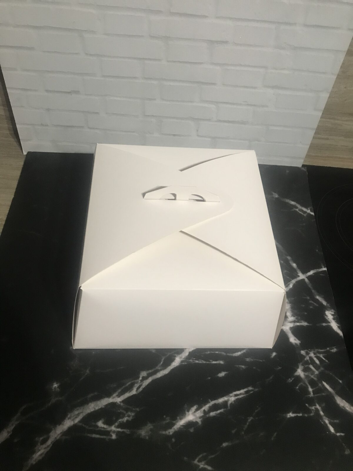 5BAE86CF-A775-4A6C-A183-FF889D5D2319